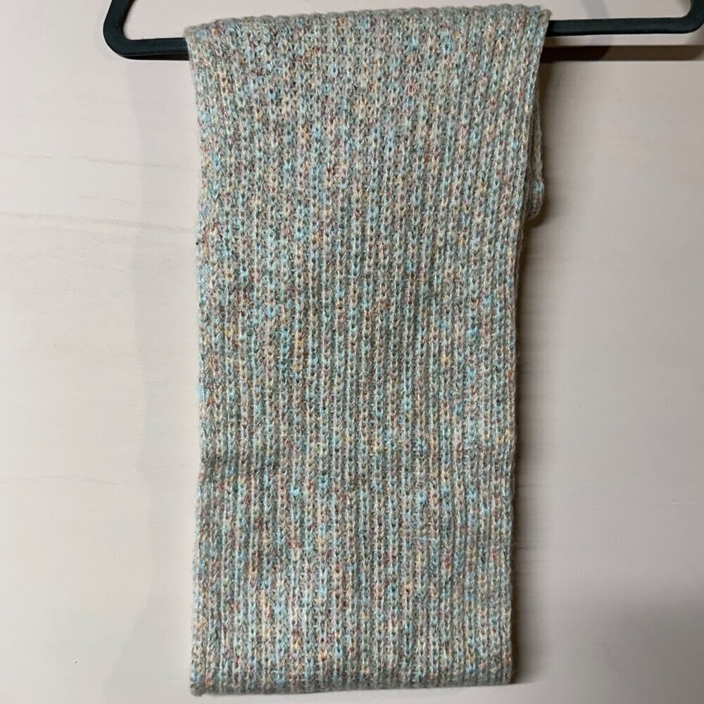 GAP Women’s Scarf One Size NWT Soft Knit Pastel Colors Cozy Winter Wrap ski - Picture 1 of 6